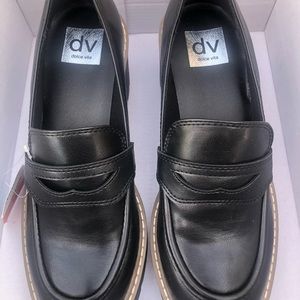 Dolce vita slip on loafer black with lining New with BOX